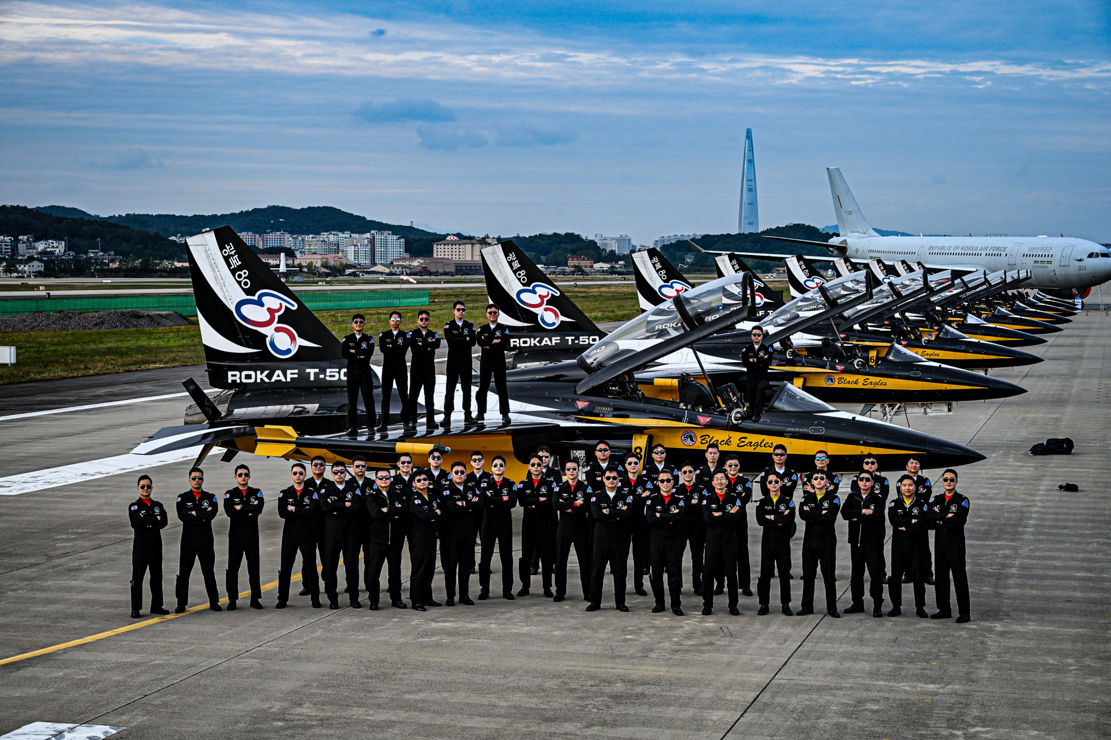 Black Eagles Aerobatic Team to Perform at World Defense Show 2026
